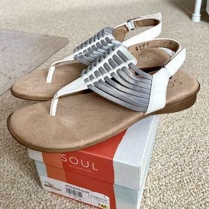 Naturalizer Soul, Jette White and Silver Women's Sandal, Size 7, NIB